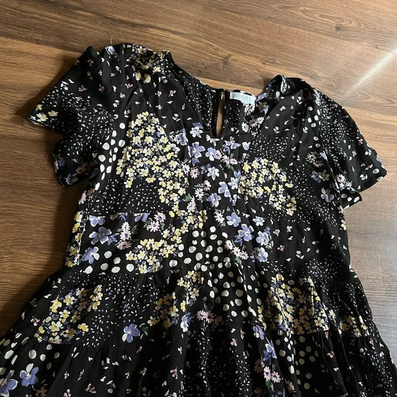 Patrons of Peace Floral Dress - Picture 9 of 11